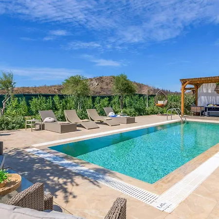 Elios Villa
